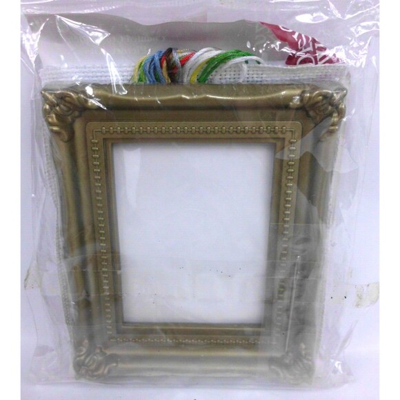 Design Works Cross Stitch Kit Christmas Santa Claus Picture Frame Mat 544 & 547 - Picture 3 of 5